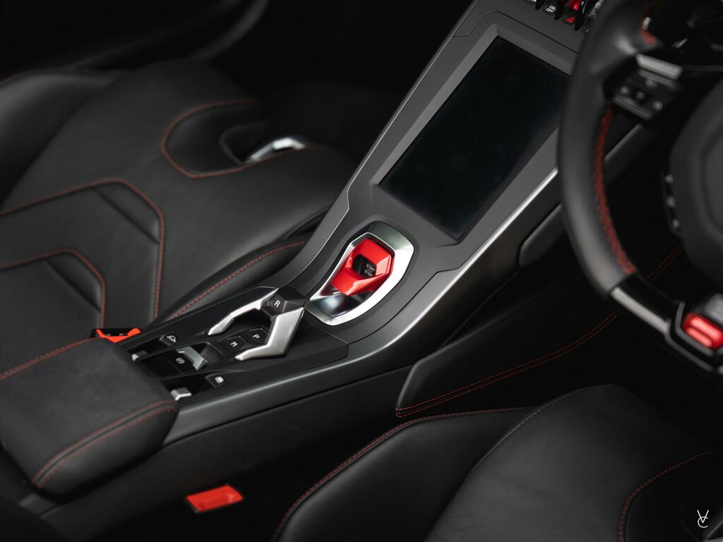 Lamborghini Huracan Evo  #8