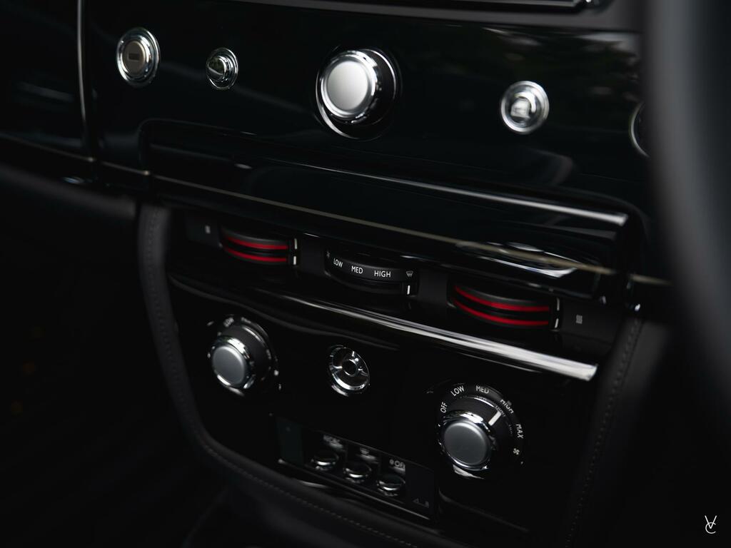 Rolls-Royce Phantom Automatic Black #26