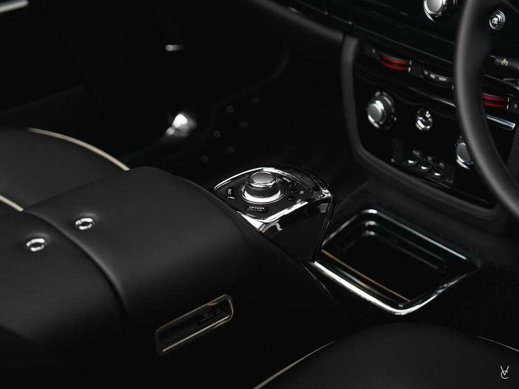 Rolls-Royce Phantom Automatic Black #35
