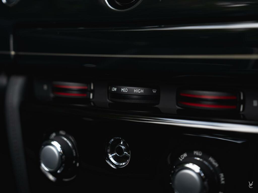 Rolls-Royce Phantom Automatic Black #24