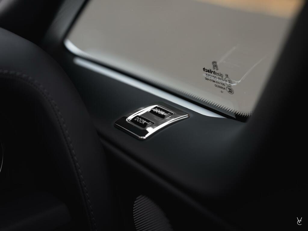 Rolls-Royce Phantom Automatic Black #44