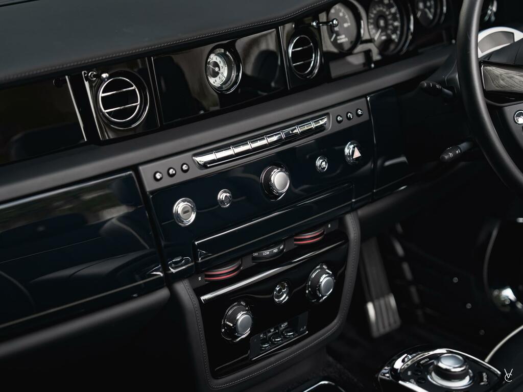 Rolls-Royce Phantom Automatic Black #42