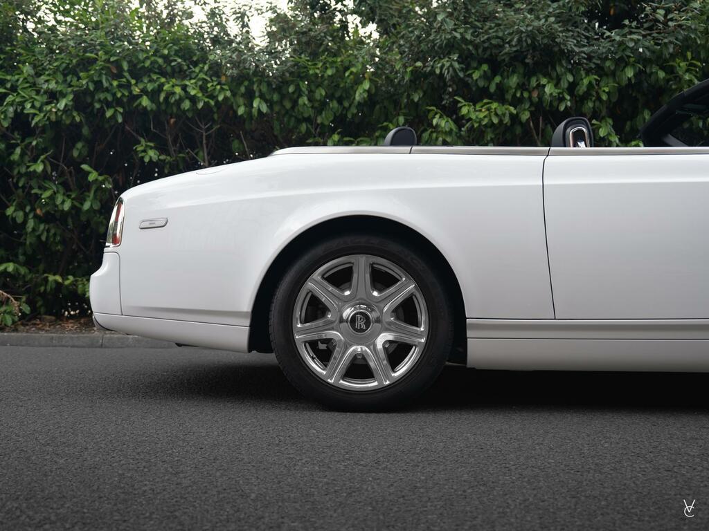 Rolls-Royce Phantom Automatic Black #53
