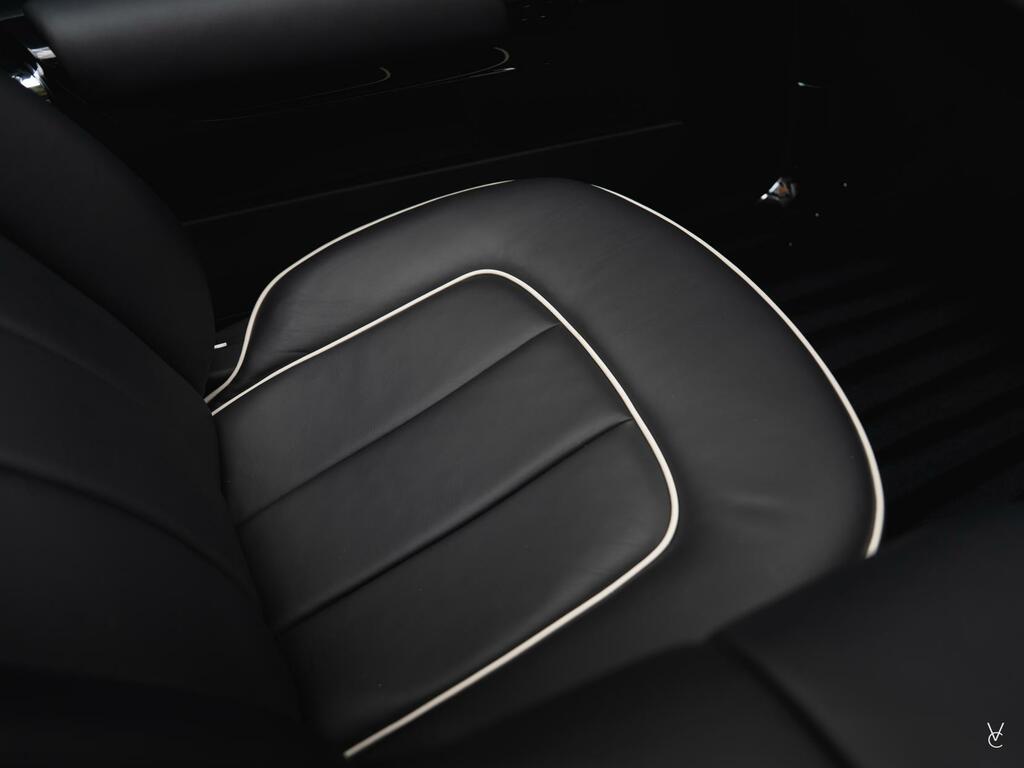 Rolls-Royce Phantom Automatic Black #47