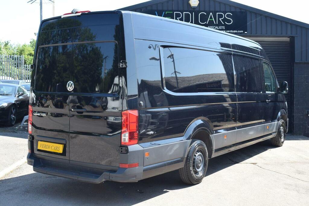 Volkswagen Crafter 2.0L Cr35 Tdi M Hr Pv Trendline 0D 138 Bhp White #3