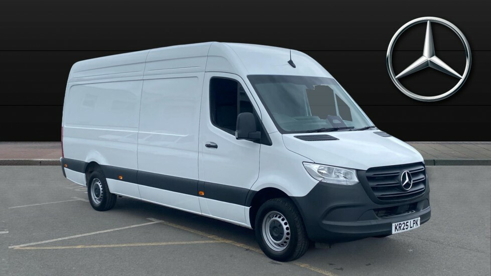 Mercedes-Benz Sprinter Pro White