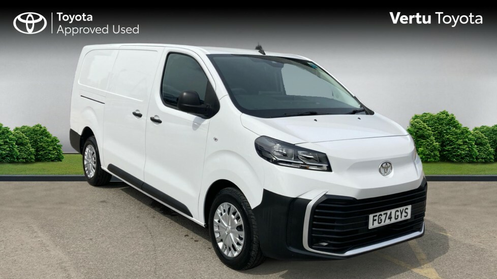 Toyota PROACE Icon White