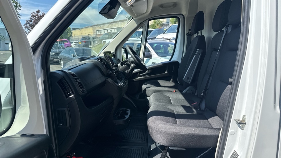 Toyota PROACE Icon White #5