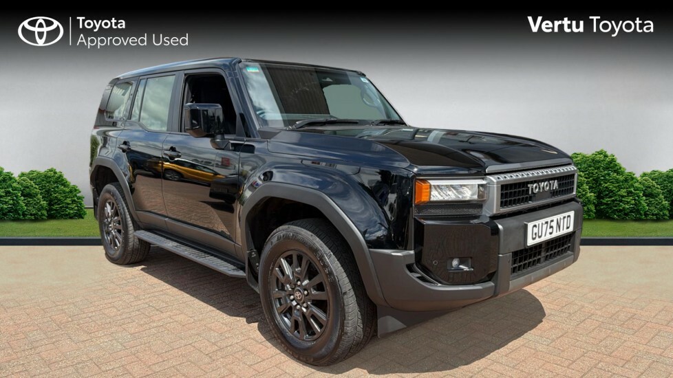 Toyota Land Cruiser Commercial Black