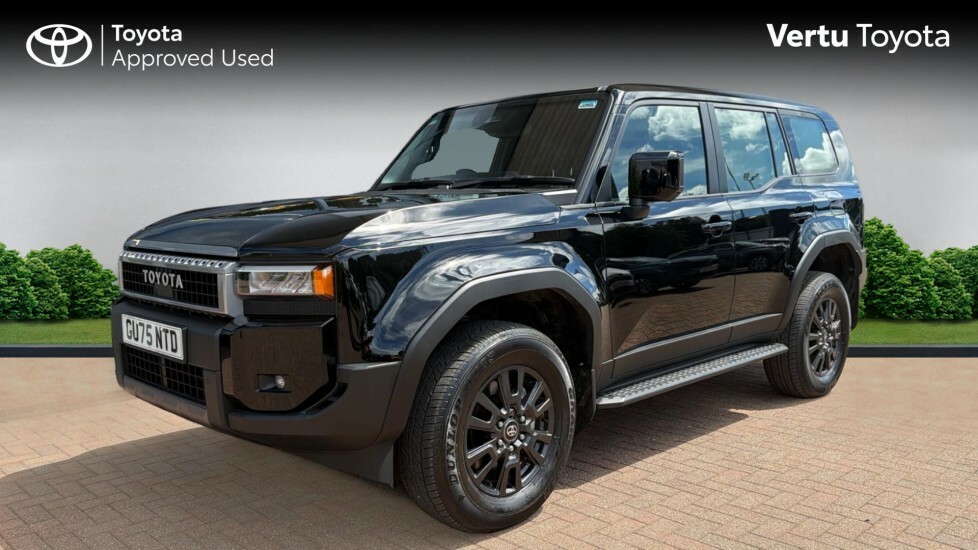 Toyota Land Cruiser Commercial Black #3