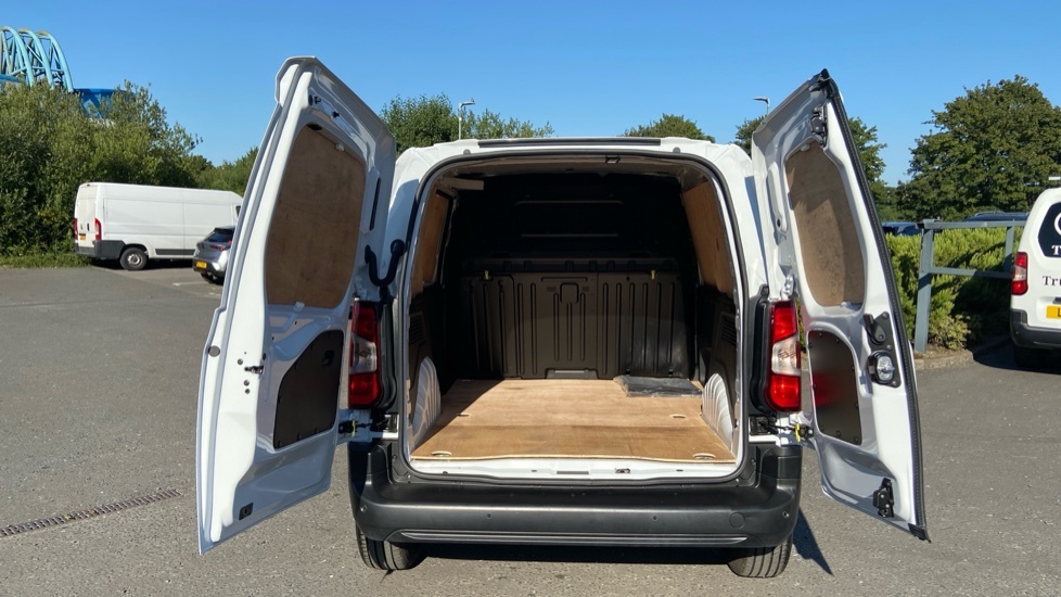 Vauxhall Combo Prime Plus DL25WHS White #5