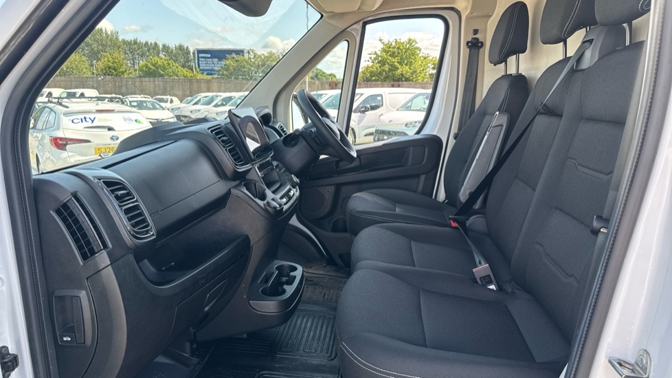 Toyota PROACE Icon SA26OUM White #5