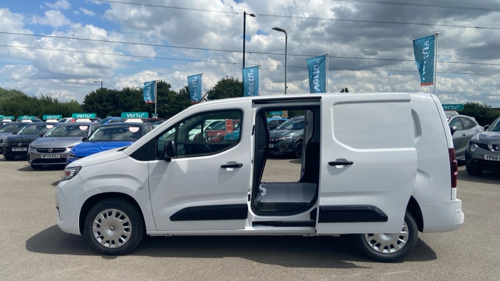 Vauxhall Combo Pro White #5