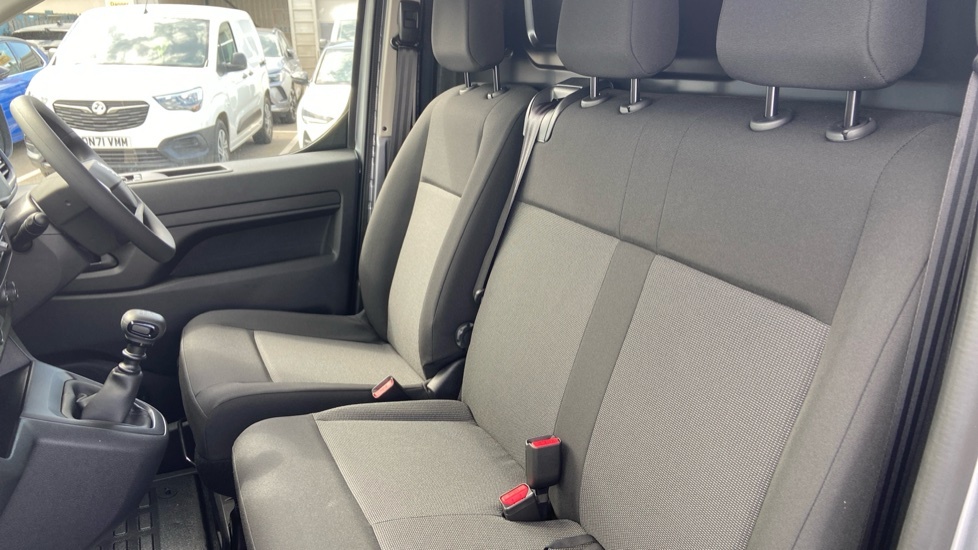 Vauxhall Vivaro Prime Silver #3