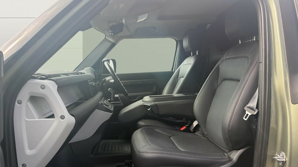 Land Rover Defender 90 Se Green #3