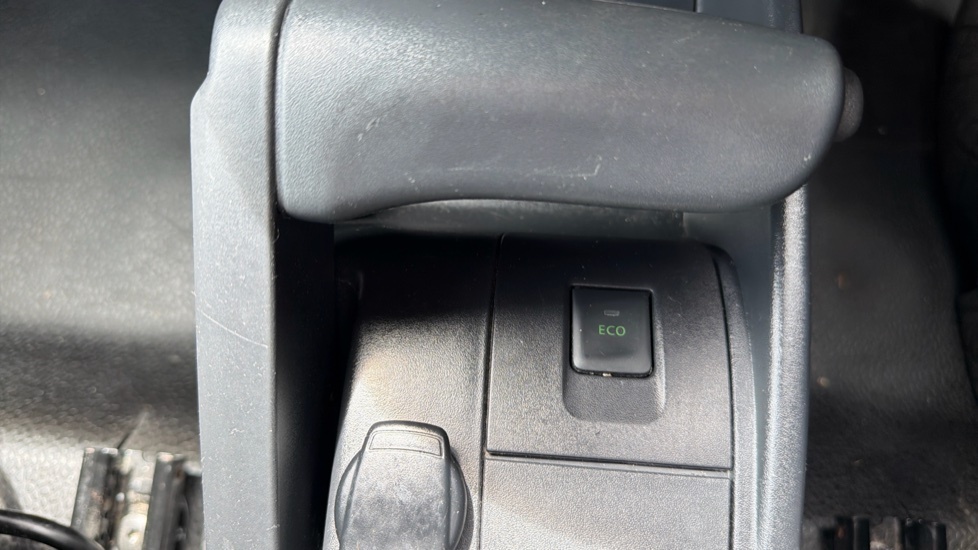 Renault Kangoo 1.5 Ml19 Business Energy Dci 95 Bhp Car Derived Pa White #22