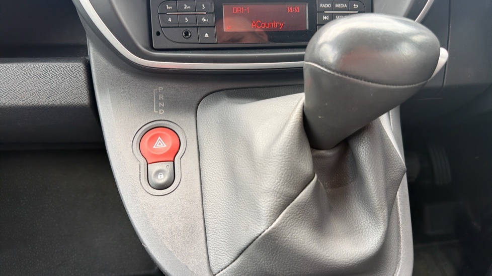 Renault Kangoo 1.5 Ml19 Business Energy Dci 95 Bhp Car Derived Pa White #24