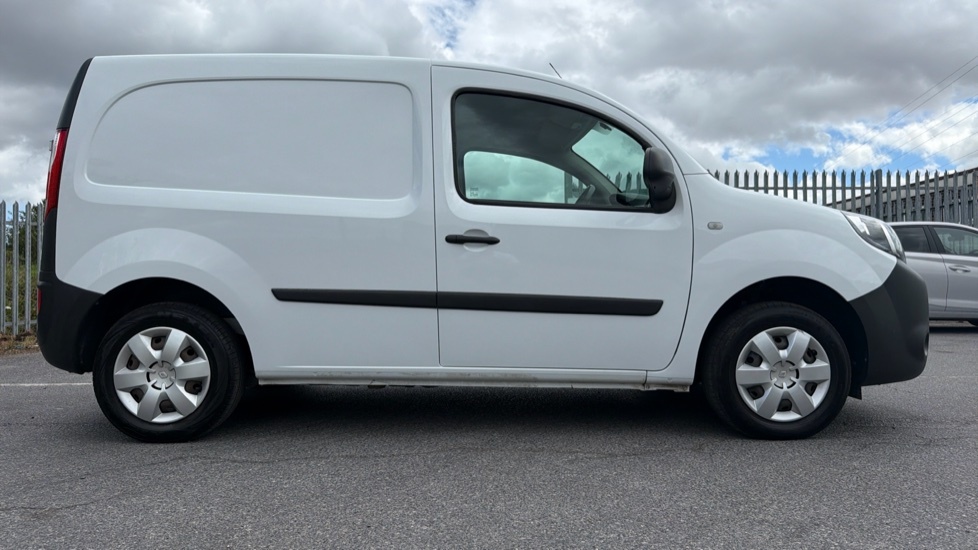 Renault Kangoo 1.5 Ml19 Business Energy Dci 95 Bhp Car Derived Pa White #31