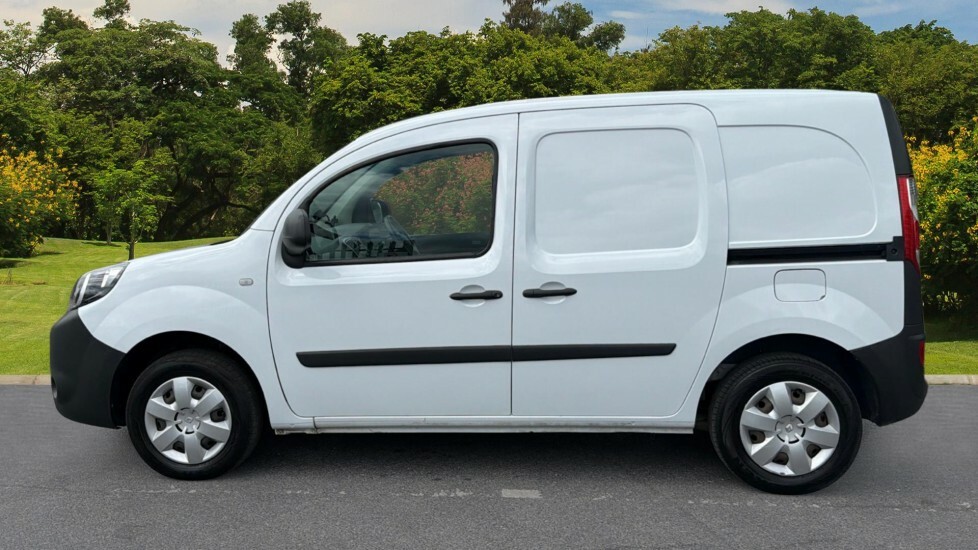 Renault Kangoo 1.5 Ml19 Business Energy Dci 95 Bhp Car Derived Pa White #4