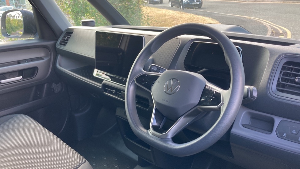 Volkswagen ID.Buzz Commerce White #6