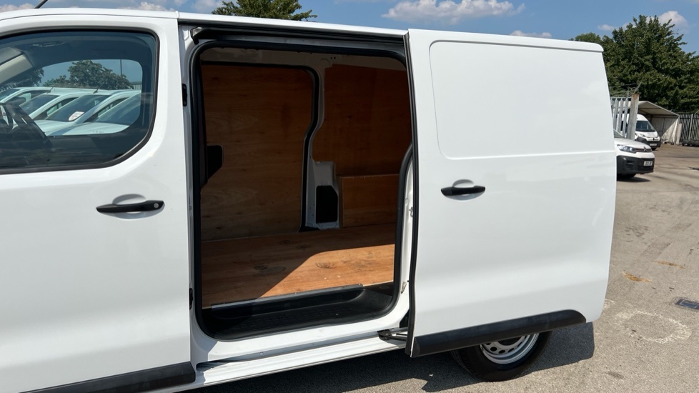 Peugeot Expert Professional White #5