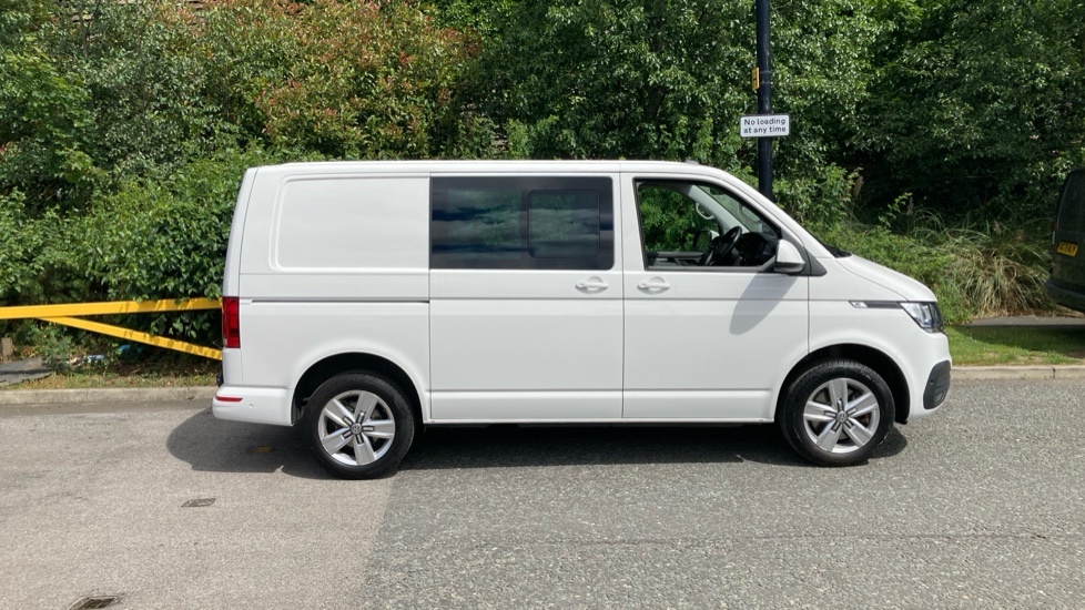 Volkswagen Transporter 2.0Tdi 110Ps T28 Highline Bmt Swb Pv White #9