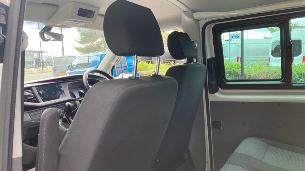 Volkswagen Transporter 2.0Tdi 110Ps T28 Highline Bmt Swb Pv White #18