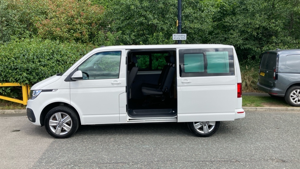 Volkswagen Transporter 2.0Tdi 110Ps T28 Highline Bmt Swb Pv White #33