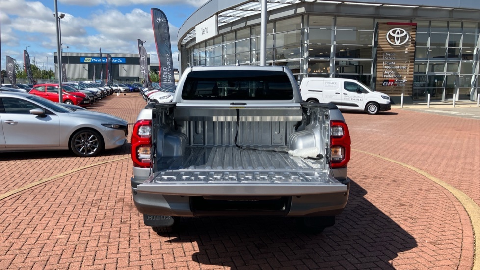 Toyota HILUX Invincible X Dcab Pick Up 2.8 D 48V Brown #44