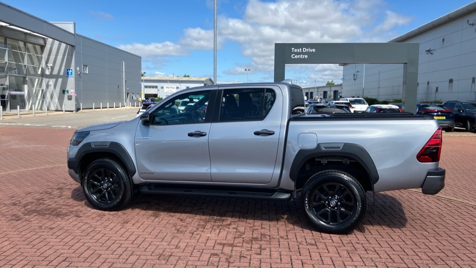 Toyota HILUX Invincible X Dcab Pick Up 2.8 D 48V Brown #48