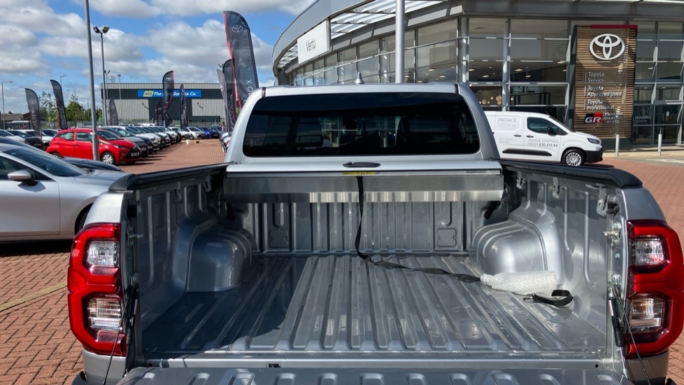 Toyota HILUX Invincible X Dcab Pick Up 2.8 D 48V Brown #45