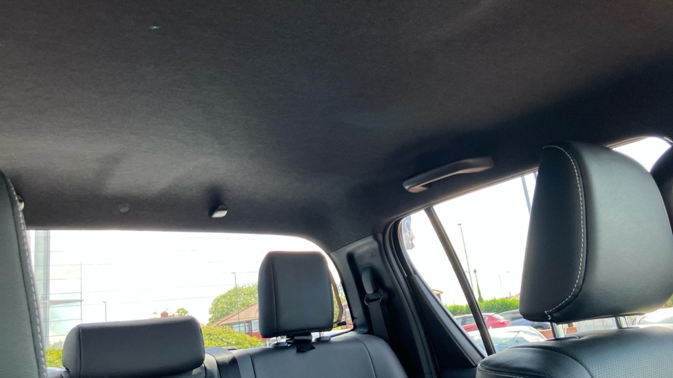 Toyota HILUX Invincible X Dcab Pick Up 2.8 D 48V Brown #18
