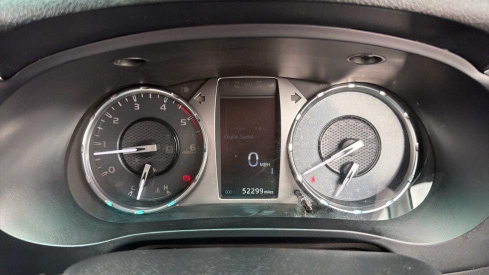 Toyota HILUX Hilux Invincible X D-4d 4Wd Double Cab Orange #18