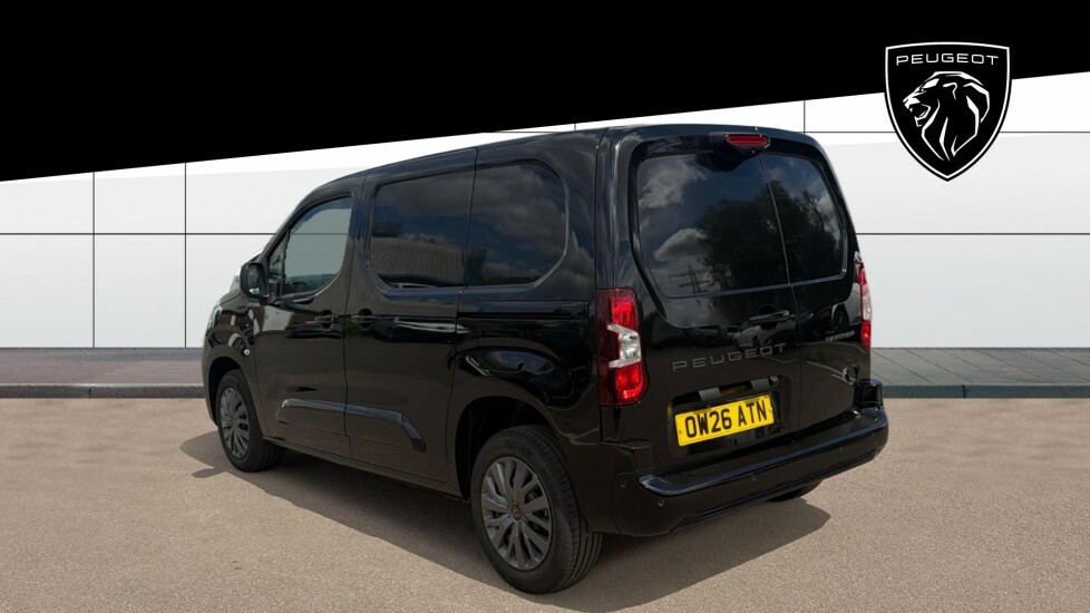 Peugeot Partner Asphalt Black #2