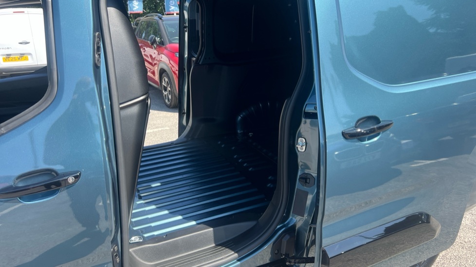 Citroen Berlingo Driver Blue #5