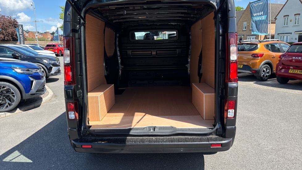 Renault Trafic Extra Sport Black #4