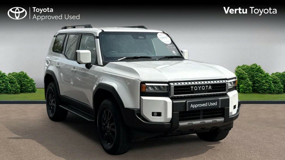 Toyota Land Cruiser Commercial White