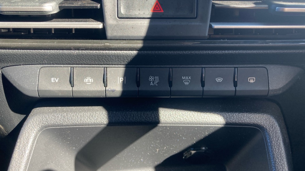 Ford Transit Connect Limited Black #25
