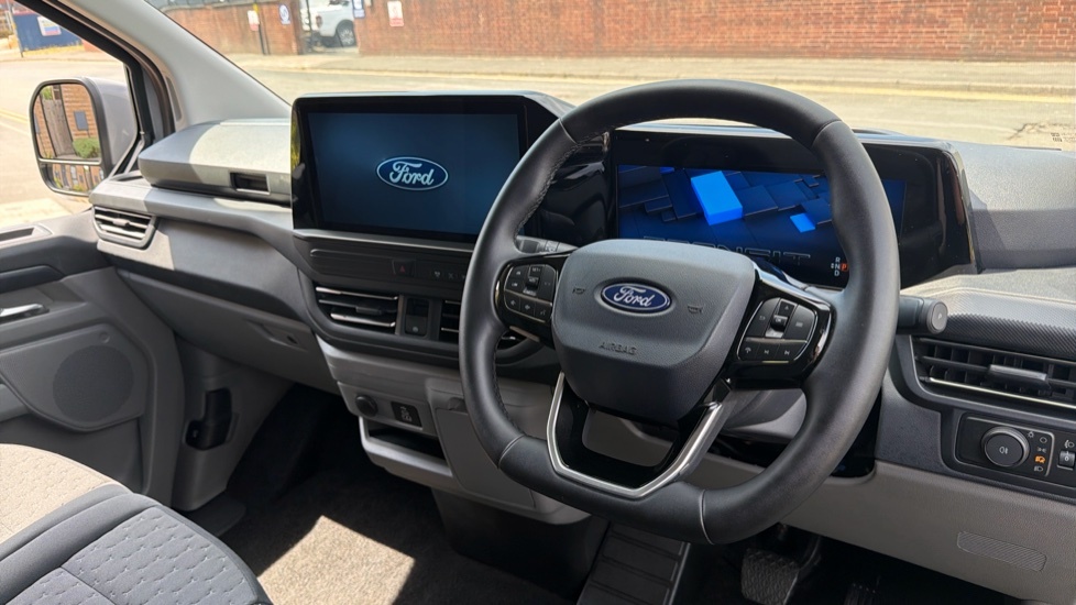 Ford Transit Custom Transit Custom 2.5 Phev 232Ps H1 Van Limited Grey #16