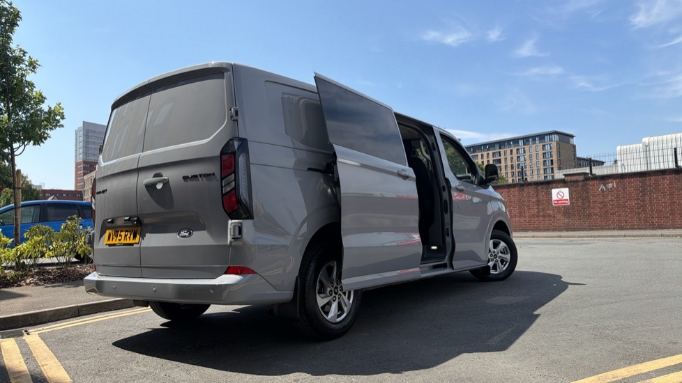 Ford Transit Custom Transit Custom 2.5 Phev 232Ps H1 Van Limited Grey #37