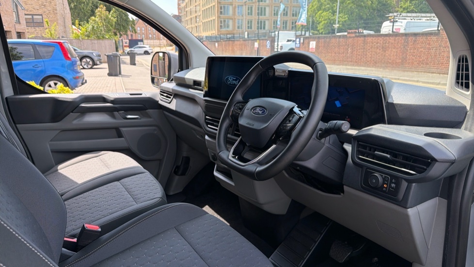 Ford Transit Custom Transit Custom 2.5 Phev 232Ps H1 Van Limited Grey #6