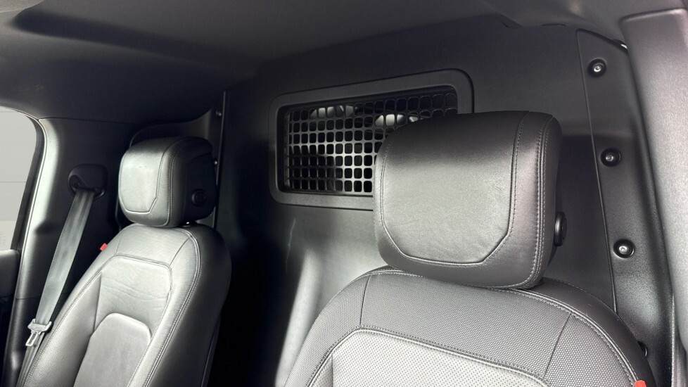 Land Rover Defender 110 X-dynamic Hse HK23TFA Black #4
