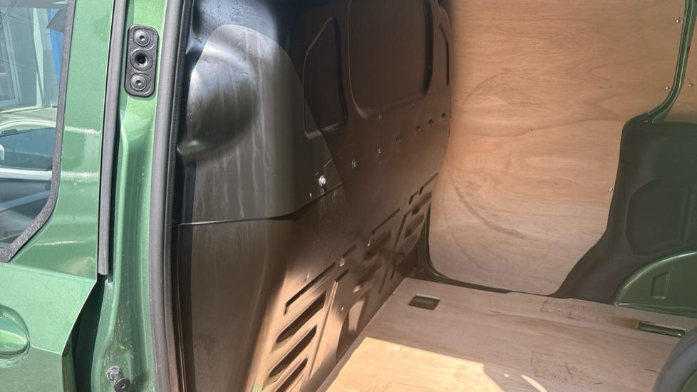 Ford Transit Courier 1.0 Ecoboost 125Ps Limited Van Silver #18