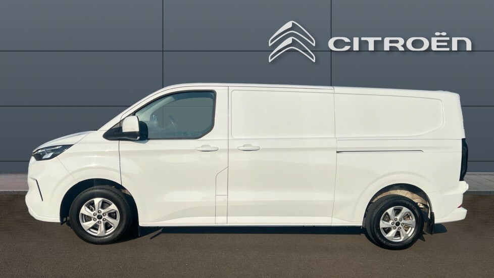 Ford Transit Custom Limited VE24HNU White #4