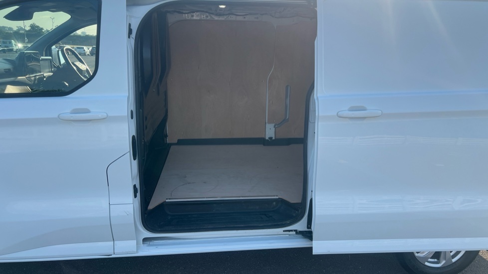 Ford Transit Custom Limited VE24HNU White #5