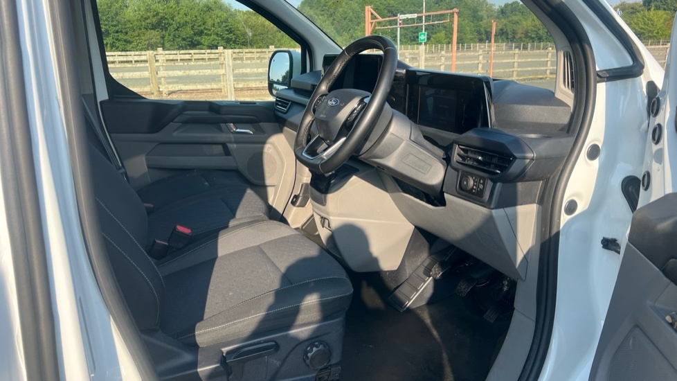 Ford Transit Custom Limited VE24HNU White #6