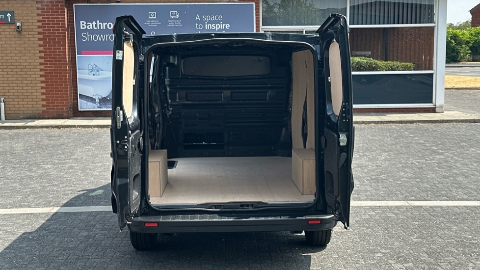 Nissan Primastar Tekna Grey #3