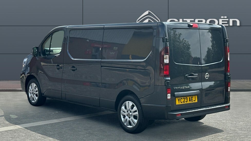 Nissan Primastar Tekna Grey #2