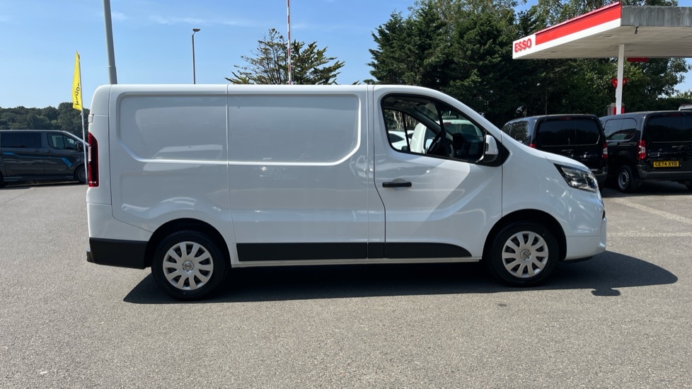 Nissan Primastar Acenta Dci White #9