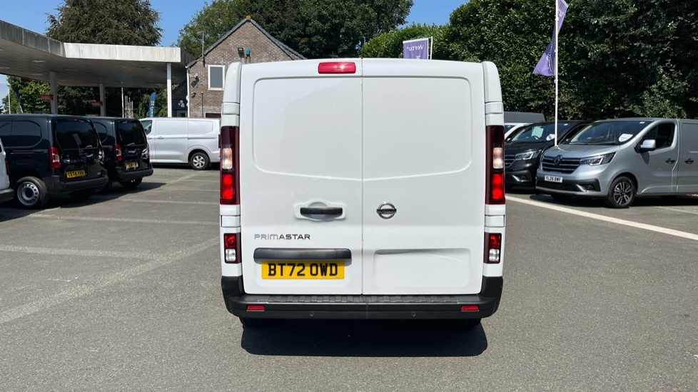 Nissan Primastar Acenta Dci White #11